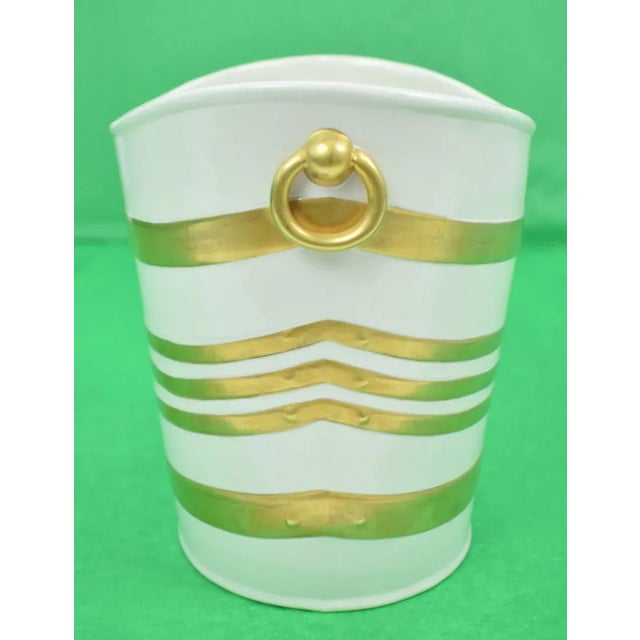 French French 19th C. Porcelaine Cachepot For Sale - Image 3 of 5