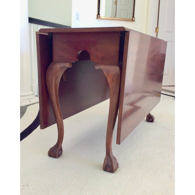 This is an outstanding Queen Anne Rectangular Drop-Leaf Table by American furniture makers Banks, Coldstone Co., best...