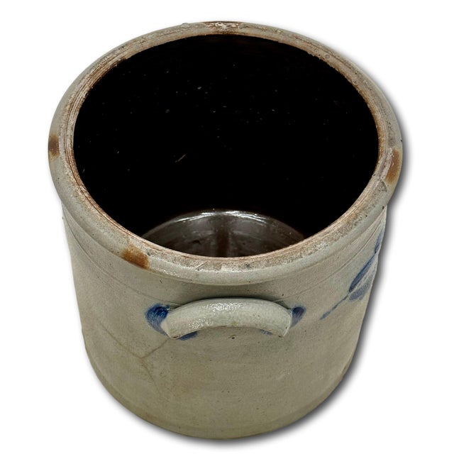 Excellent 1850s Antique American Blue 2 Gallon Flower Decorated Stoneware Jar by S. T. Brewer - Havana New York For Sale - Image 13 of 18