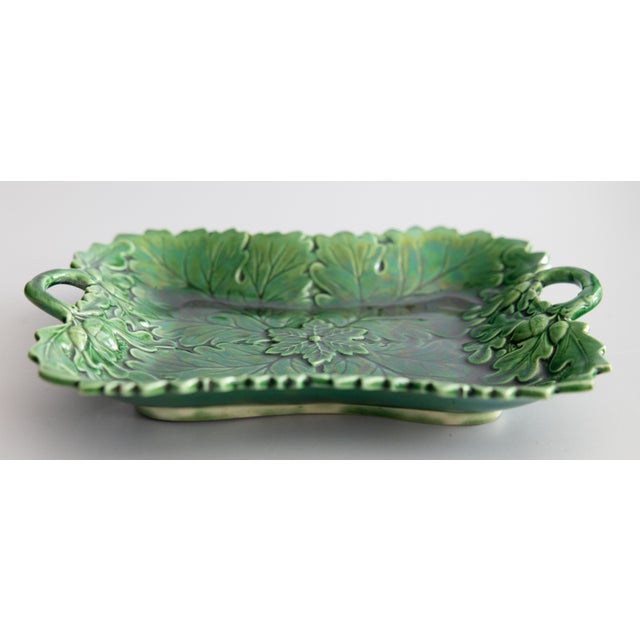 English 19th Century English Green Majolica Leaf Handled Platter For Sale - Image 3 of 9