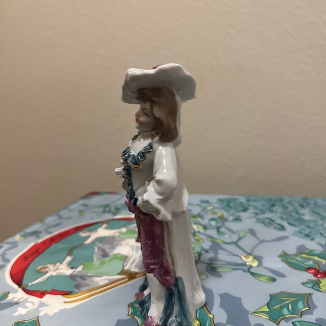 Vintage Hand-Painted Porcelain Dandy Figurine – Colonial Style Young Man Spill Vase / Match Holder For Sale - Image 4 of 9