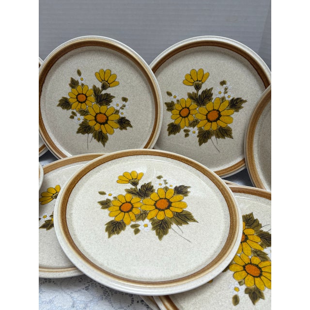 Farmhouse Vintage Midcentury Mikasa “Melissa” Floral Stoneware Dinner Plates, Set of Eleven For Sale - Image 3 of 9