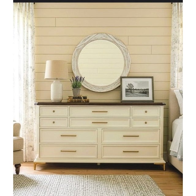Meet Annabelle ️ She is a Beautiful Solid piece built by Bassett, when they knew how to make furniture last. This Bassett...