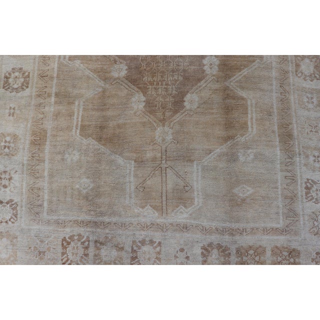 Vintage Oushak Rug With Soft Beige, Warm Taupe, and Ivory Tones For Sale - Image 13 of 14