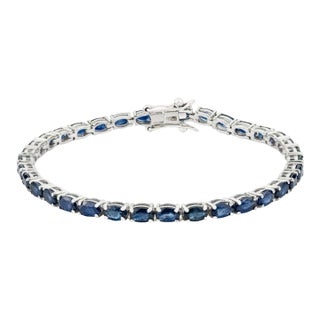 Contemporary 9.71 Ct Blue Sapphire Tennis Bracelet in Sterling Silver for Her For Sale
