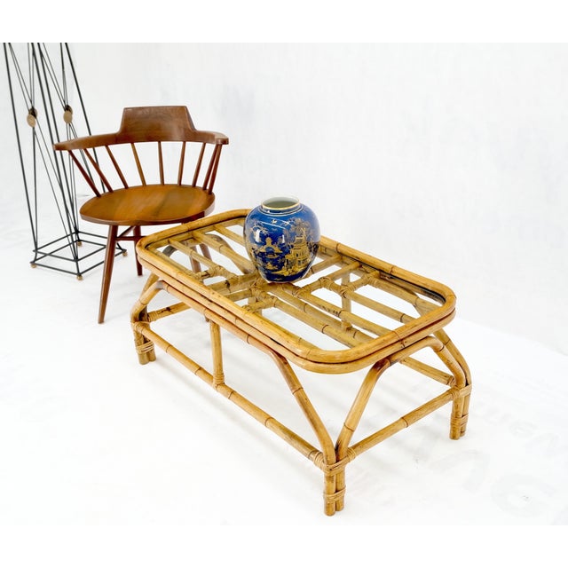 Rattan Bamboo Rectangle Glass Top Mid-Century Modern Coffee Table Mnt! For Sale - Image 11 of 12