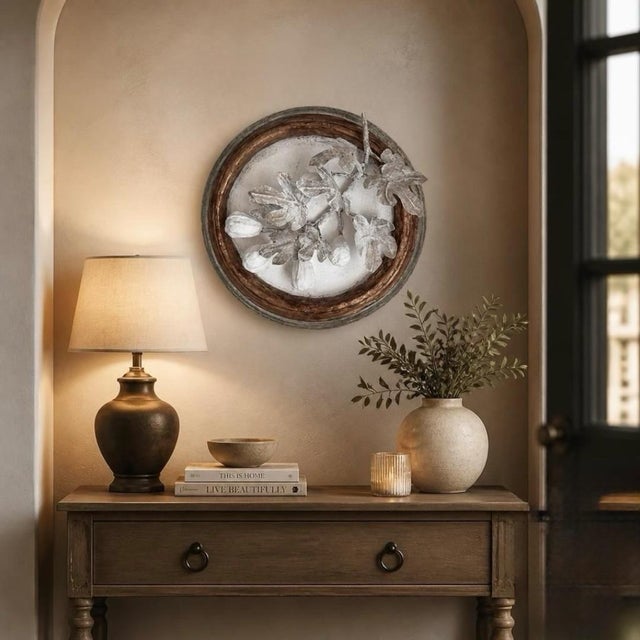 Paper Mache Fig Branch in Cartapesta Round Frame For Sale - Image 11 of 11