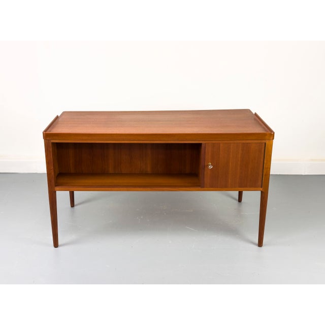 Mid-Century Modern Teak Desk attributed to H. Brockmann Petersen for Poul M. Jessen, 1960s For Sale - Image 14 of 18