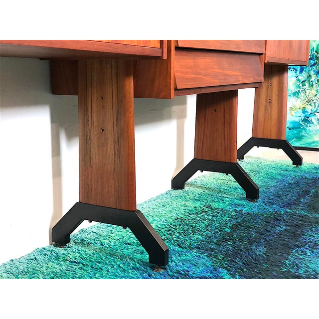 Vintage Three-Bay Bookcase by Vittorio Dassi, 1960s For Sale - Image 14 of 18