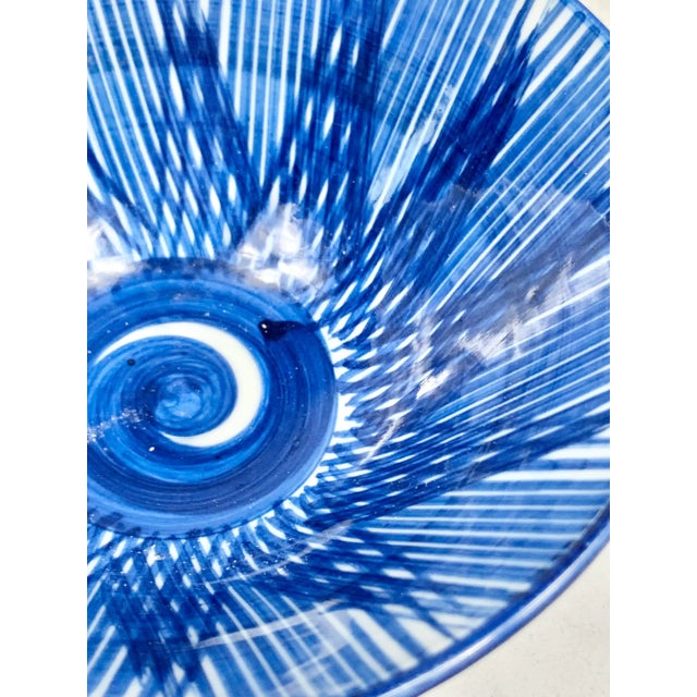 Vintage Blue and White Small Bowl For Sale In New Orleans - Image 6 of 9