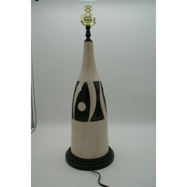 Black & Ivory Geometric Chulucanas Pottery Lamp – Handcrafted Peruvian Art Long Neck Vase Add a touch of artisan elegance...