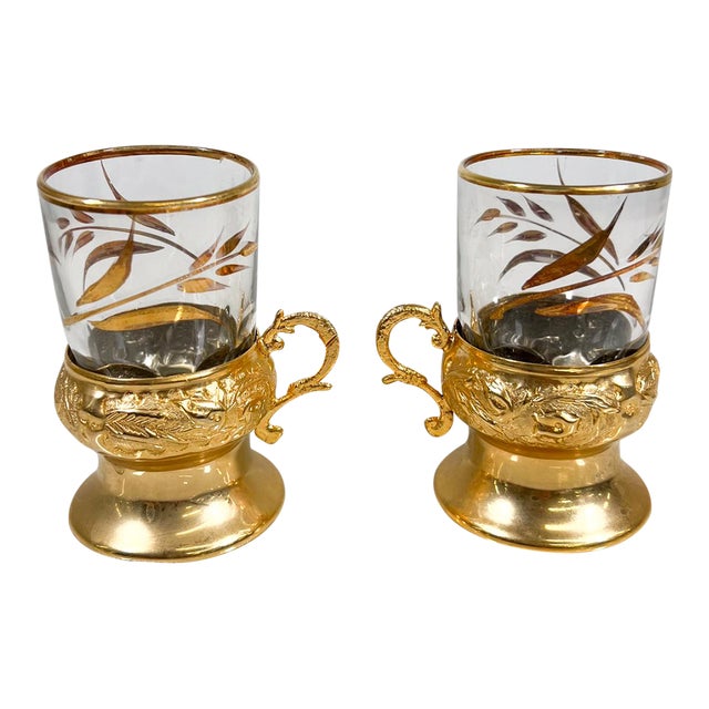1970s Set of Two Gold Leaf Glass Demitasse Turkish Tea Mugs Arcoroc France For Sale
