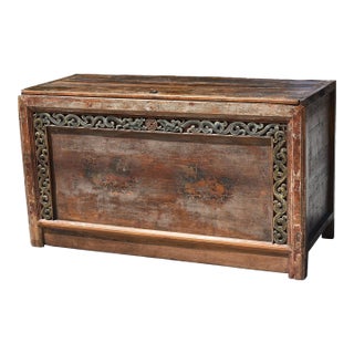 Early 19th Century Mongolian Chest With Foo Dogs Hand Painted All Original For Sale