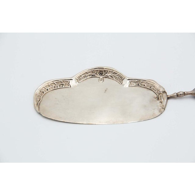 Silver Dessert Serving Spatula For Sale - Image 3 of 4