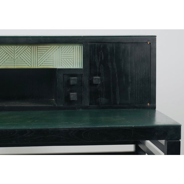 Postmodern Steven Holl for Pace Collection “Illuminator” Desk With Green Leather & Etched Glass, 1980s For Sale - Image 3 of 10