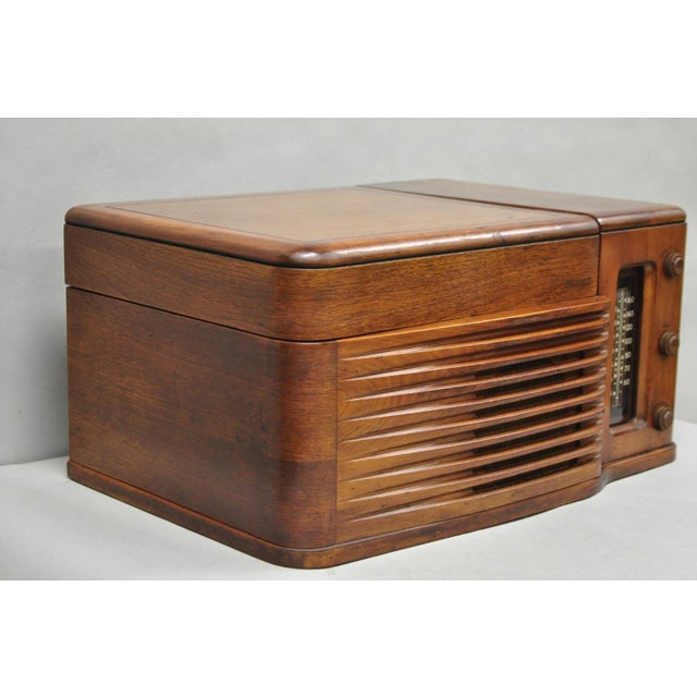 Antique Art Deco Philco Tube Radio Table Record Player Mahogany Case Model 46-1203. The Philco Model 46-1203 is a vintage...
