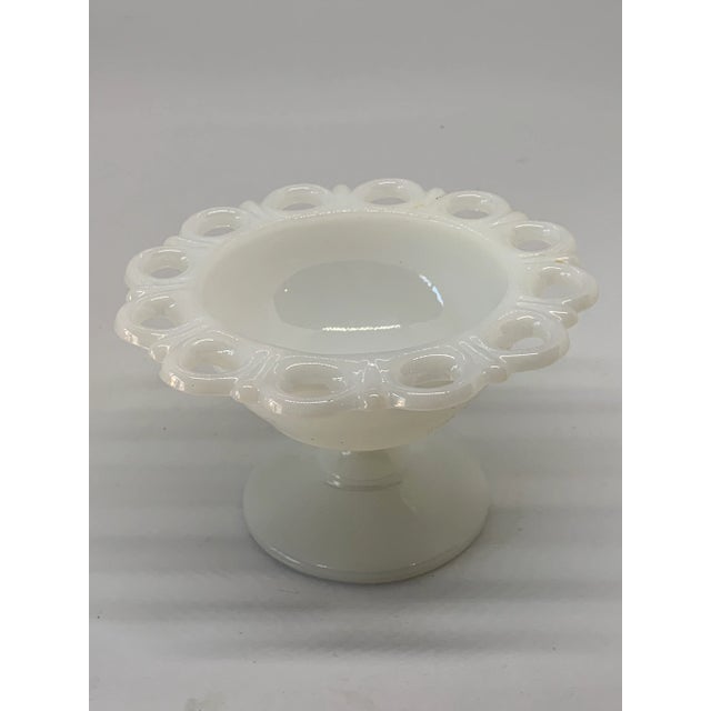 Westmorland Vintage West Moreland Old Colony Milk Glass Dessert Dishes- Set of 4 For Sale - Image 4 of 8