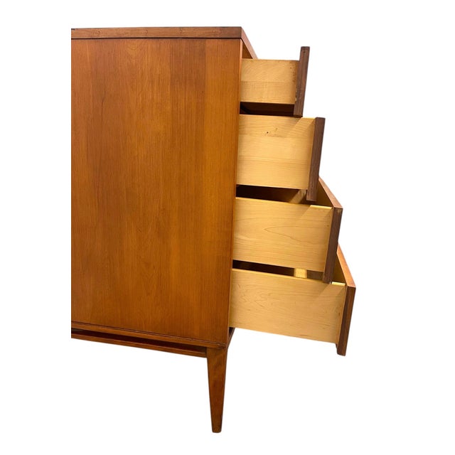 Brown 1950s Paul McCobb Planner Group 8-Drawer Dresser / Credenza for Winchendon Furniture For Sale - Image 8 of 9
