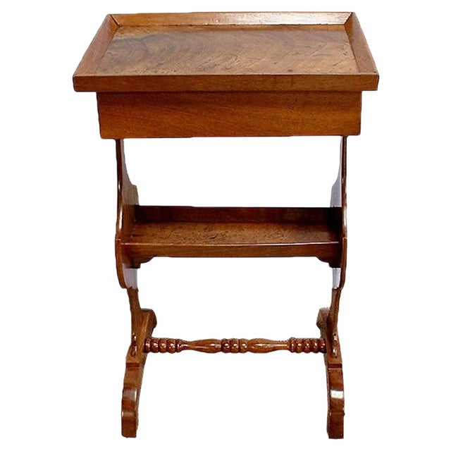 Small Vide-Poche Table in Solid Walnut, Mid-19th Century For Sale