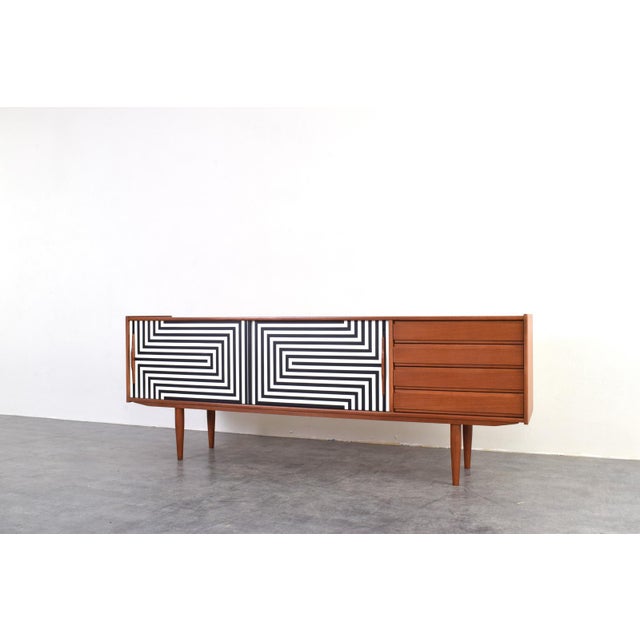 Black Mid-Century Modern Op-Art Hand-Painted Teak Sideboard, 1960s For Sale - Image 8 of 17