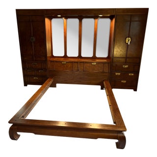 1980s Thomasville Modular Bed Set with Side Armoires For Sale