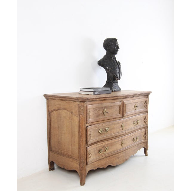 18th Century Liège Baroque Curved Chest of Drawers For Sale - Image 5 of 18