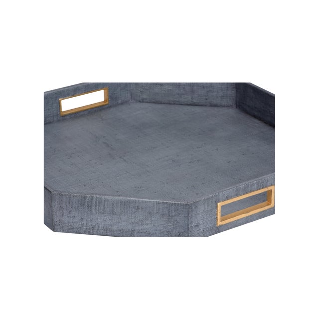 Versatile sizes that are perfect for entertaining or elegant displays. Designed by Jamie Merida.