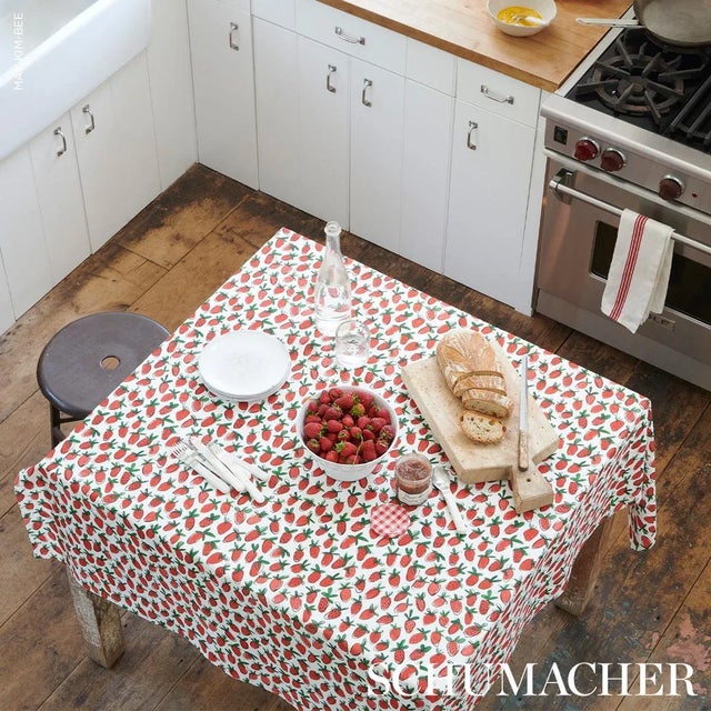 Not Yet Made - Made To Order SAMPLE - Schumacher X Studio Bon Shortcake Indoor/Outdoor Fabric In Red For Sale - Image 5 of 5