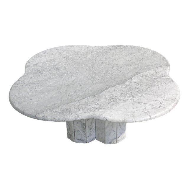 Italian Scalloped Carrara Marble Coffee Table by Gae Aulenti, 1980s For Sale