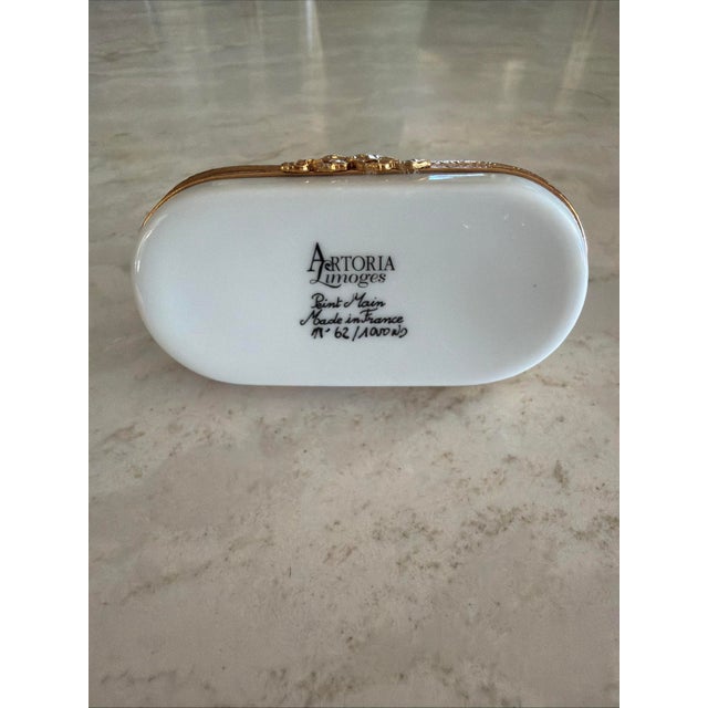 Traditional 1980s Rare King Charles Spaniel Artoria Limoges Trinket Box Limited Edition France 62 For Sale - Image 3 of 8