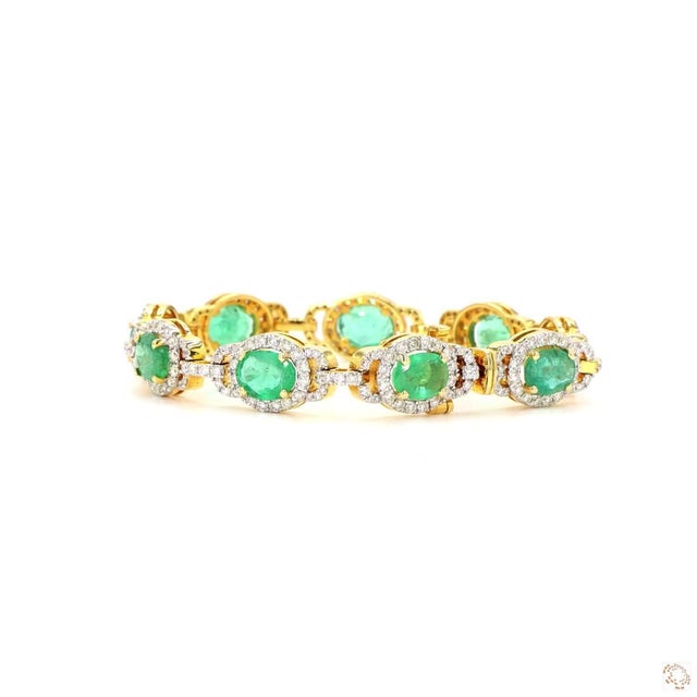 Early 21st Century 3.28 Carat Round Brilliant Cut Diamond Emerald Gold Bracelet For Sale - Image 5 of 9