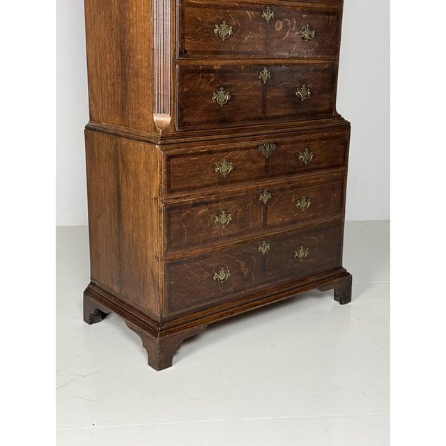 Wood English Tallboy in Oak, 1800s For Sale - Image 7 of 18