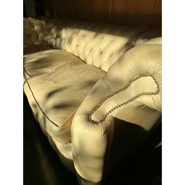 1990s Curved Leather Chesterfield Sofa For Sale In Columbus - Image 6 of 8