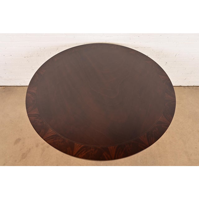 1980s Kindel Furniture Neoclassical Banded Oak Pedestal Center Table or Breakfast Table For Sale - Image 5 of 11