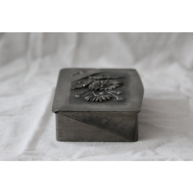 Silver Jewelry Box with Daisy Decor, 1930s For Sale - Image 14 of 18