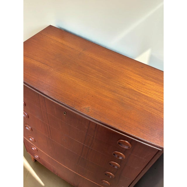 Mid-Century Modern Vintage Danish Teak Curved Chest of Drawers, 1960s For Sale - Image 3 of 7