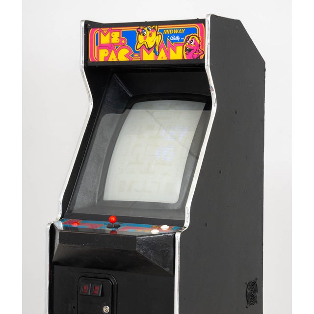 Wood Bally Midway Ms. Pac-Man Video Arcade Game, 1981 For Sale - Image 7 of 12