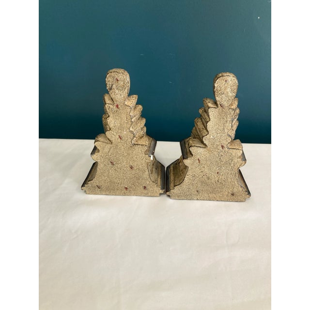 Vintage Neoclassical Ceramic Acanthus Leaf Bookends – Pair For Sale In Oklahoma City - Image 6 of 6