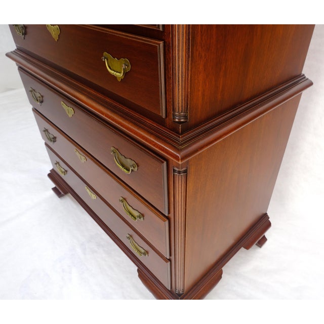 Wood Bracket Feet Solid Mahogany Brass Pull Federal Style 7 Drawer High Chest Dresser For Sale - Image 7 of 18