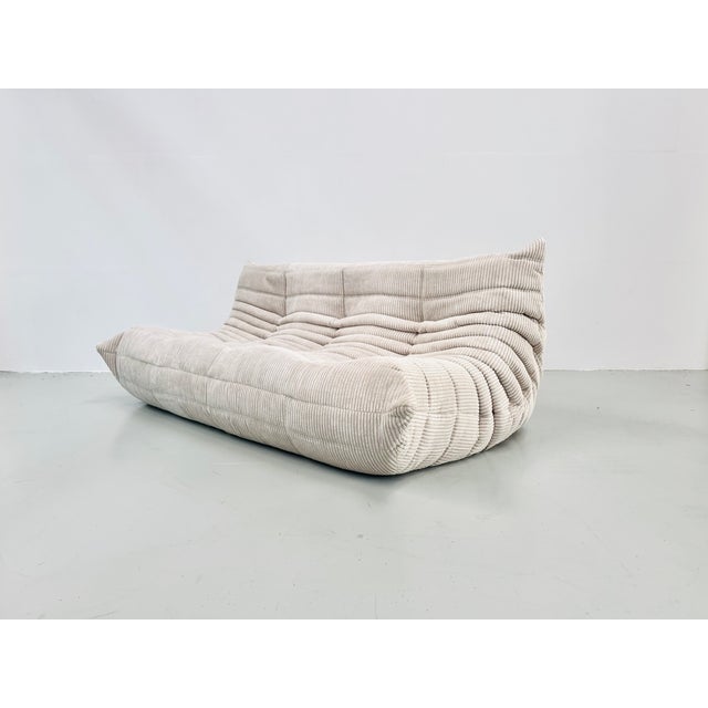 Mid-Century Modern French Togo 3-Seater Sofa in Beige Corduroy attributed to Michel Ducaroy for Ligne Roset, 1970s For Sale - Image 3 of 13
