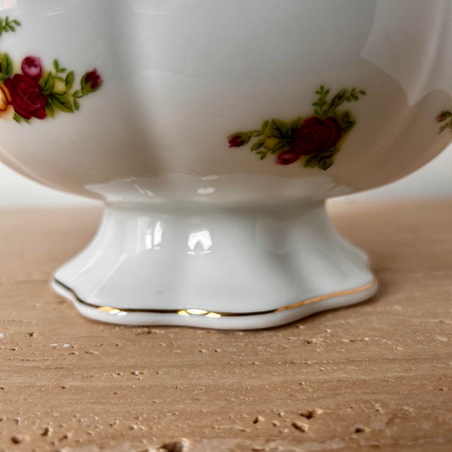 1990s Vintage Royal Albert "Old Country Roses" Fine Bone China Rose Bowl / Pedestal Vase For Sale - Image 5 of 6