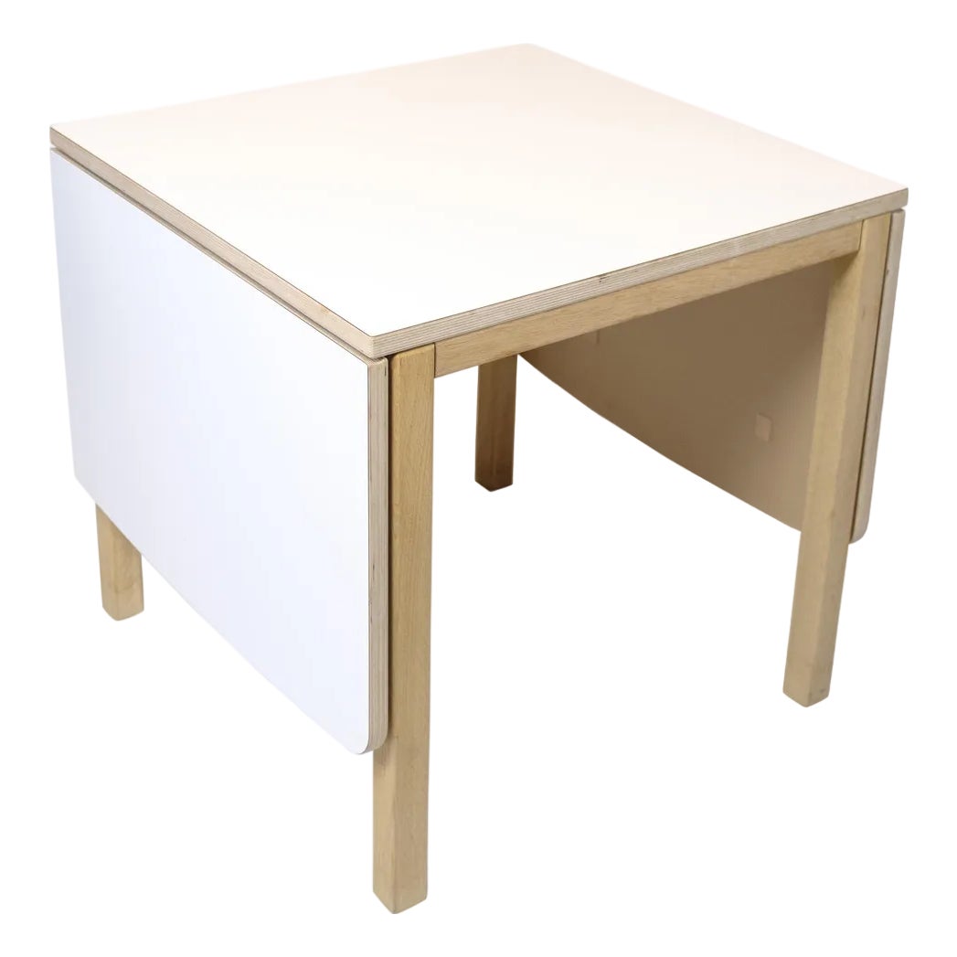 Model 517 Flap Table in Oak with White Laminate Top | Chairish