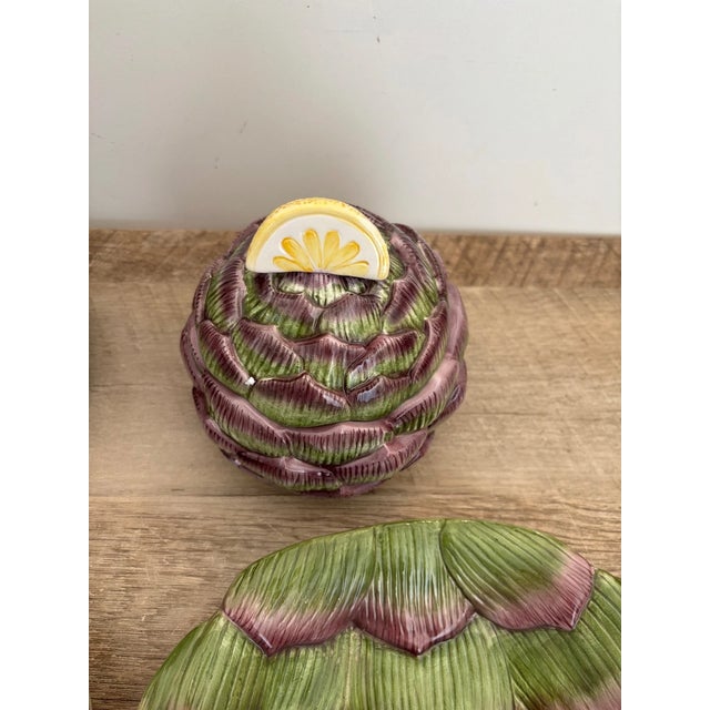 1990s Vintage MCM Fitz and Floyd Artichoke Soup Bowls and Plates, Set of 4 For Sale - Image 5 of 6