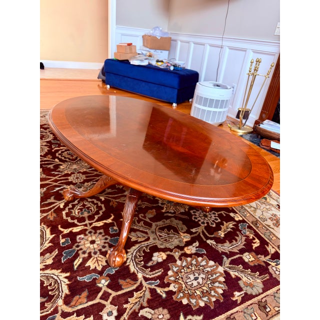 Wood Ethan Allen 18th Century Chippendale Style Banded Mahogany Oval Coffee Table With Claw and Ball Feet For Sale - Image 7 of 13