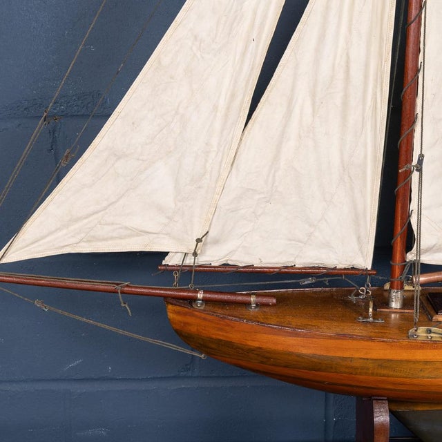 Vintage English Carved Hull Pond Yacht, 1930 For Sale - Image 6 of 18