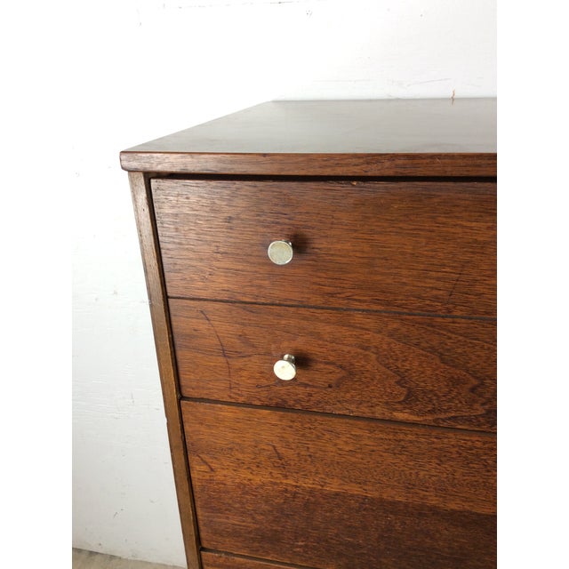 Mid Century Modern Four Drawer Highboy by Bassett Furniture For Sale In Philadelphia - Image 6 of 17