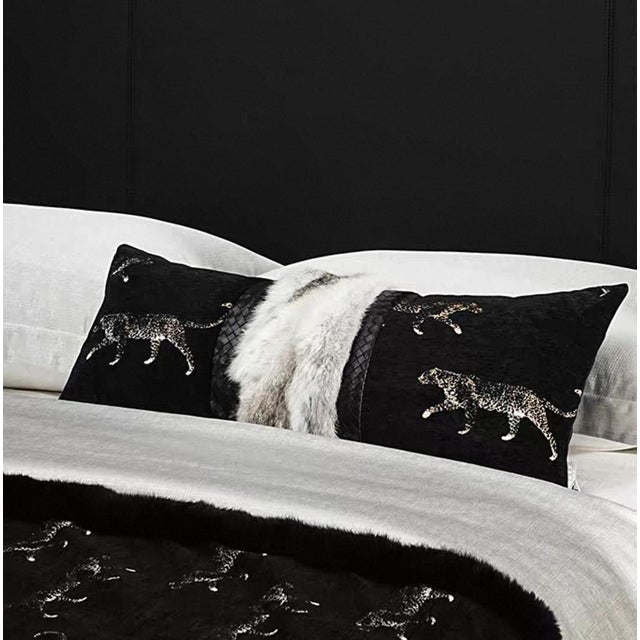 This lumbar pillow is a decorative art piece that combines luxurious wildness with exquisite craftsmanship. The interior...