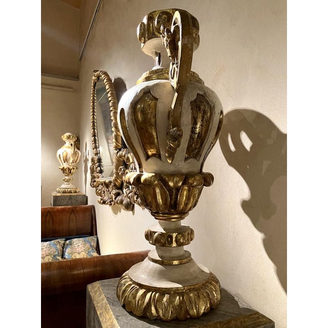 Antique Italian Louis XIV Lacquer and Gilt Urn Vases, Set of 2 For Sale - Image 15 of 18