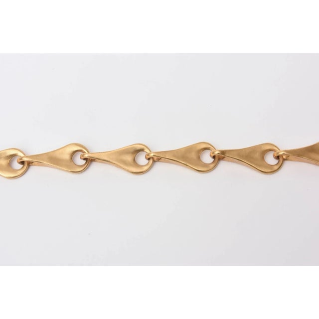 Modern Vintage Robert Lee Morris for Artwear Gold Plated Over Sterling Silver Sculptural Necklace For Sale - Image 3 of 8