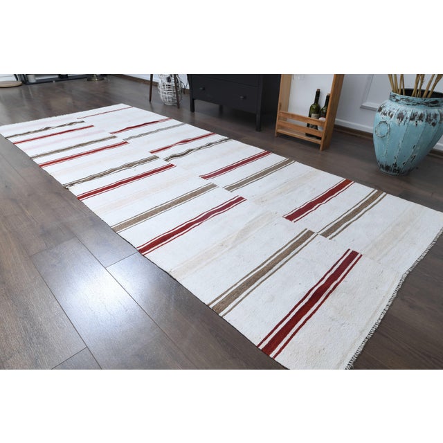 1970s Vintage Handmade Wool Cotton White Area Rug For Sale - Image 11 of 11